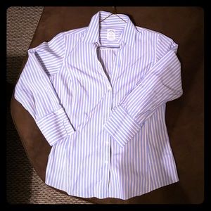 Brooks Brothers size 6 fitted/stretch button down